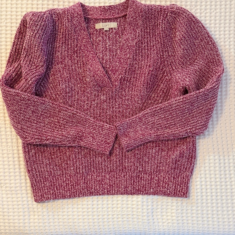 LOFT V-Neck Sweater in Magenta with Puff Sleeves